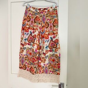 Zara Women’s Patterned Pants Size Small